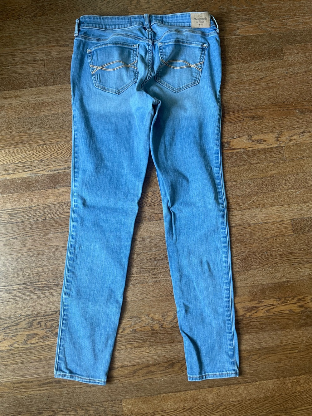 Abercrombie & Fitch Light Blue Skinny Jeans - Picture 2 of 3